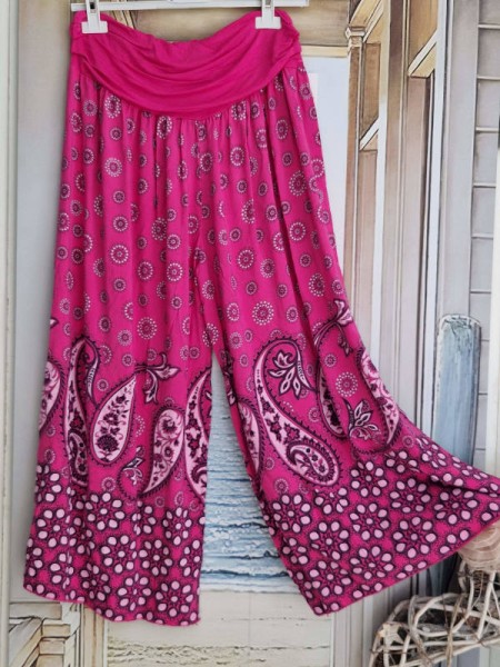 Pluderhose 7/8 weite Hosenbeine pink Paisley gemustert Italy Pumphose 36-42